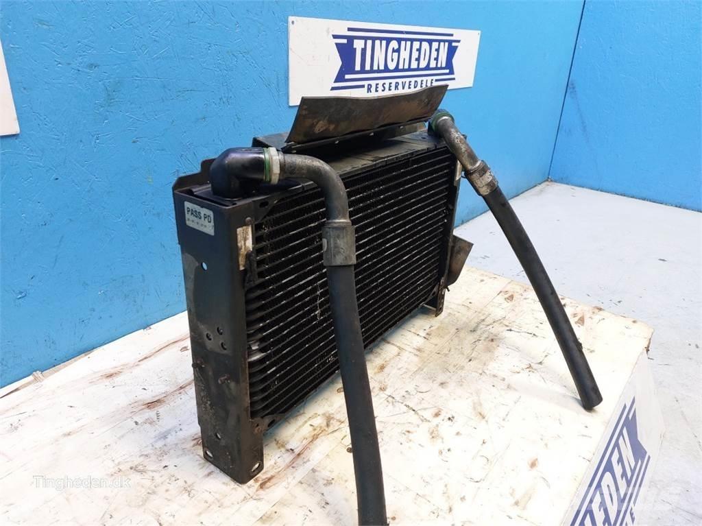CASE Puma 185 Radiatorji