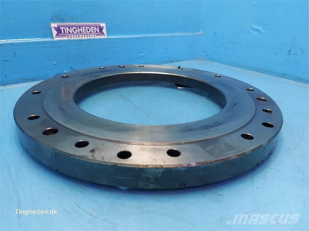 CASE Puma 185 Menjalnik