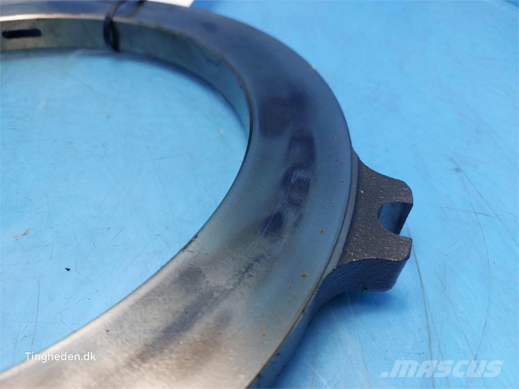 CASE Puma 185 Menjalnik
