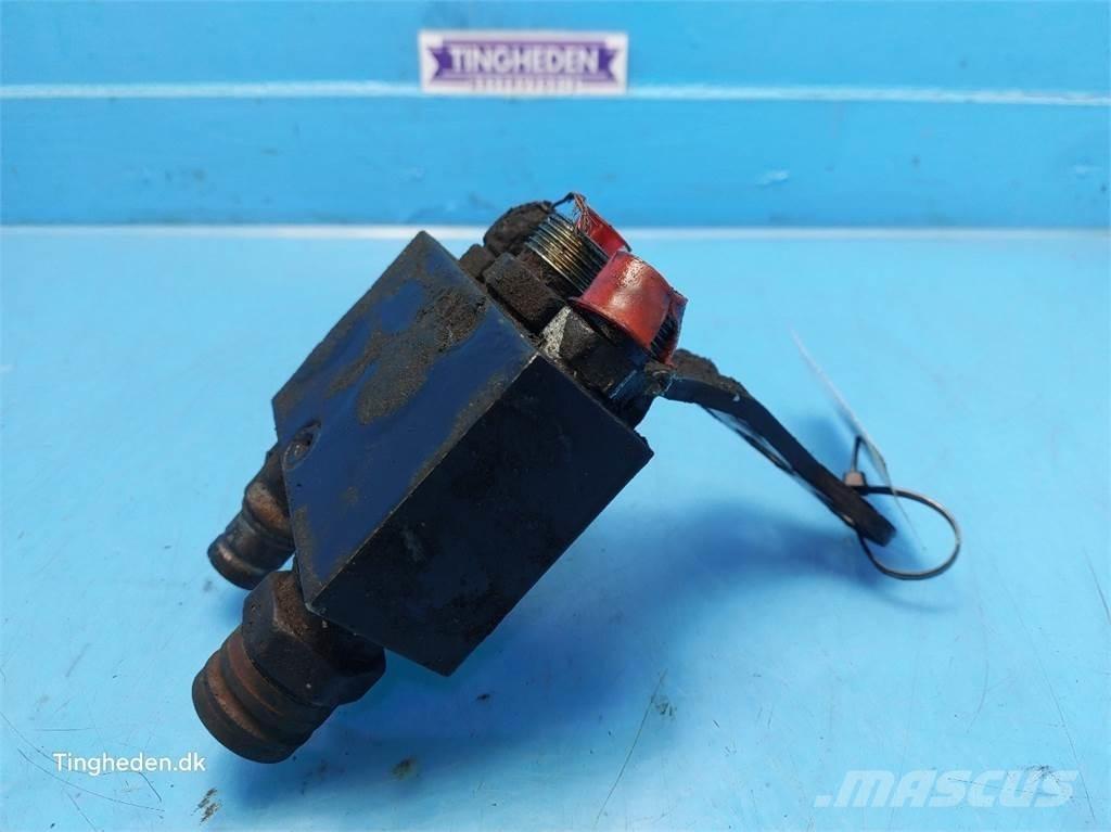 CASE Puma 185 Hidravlika