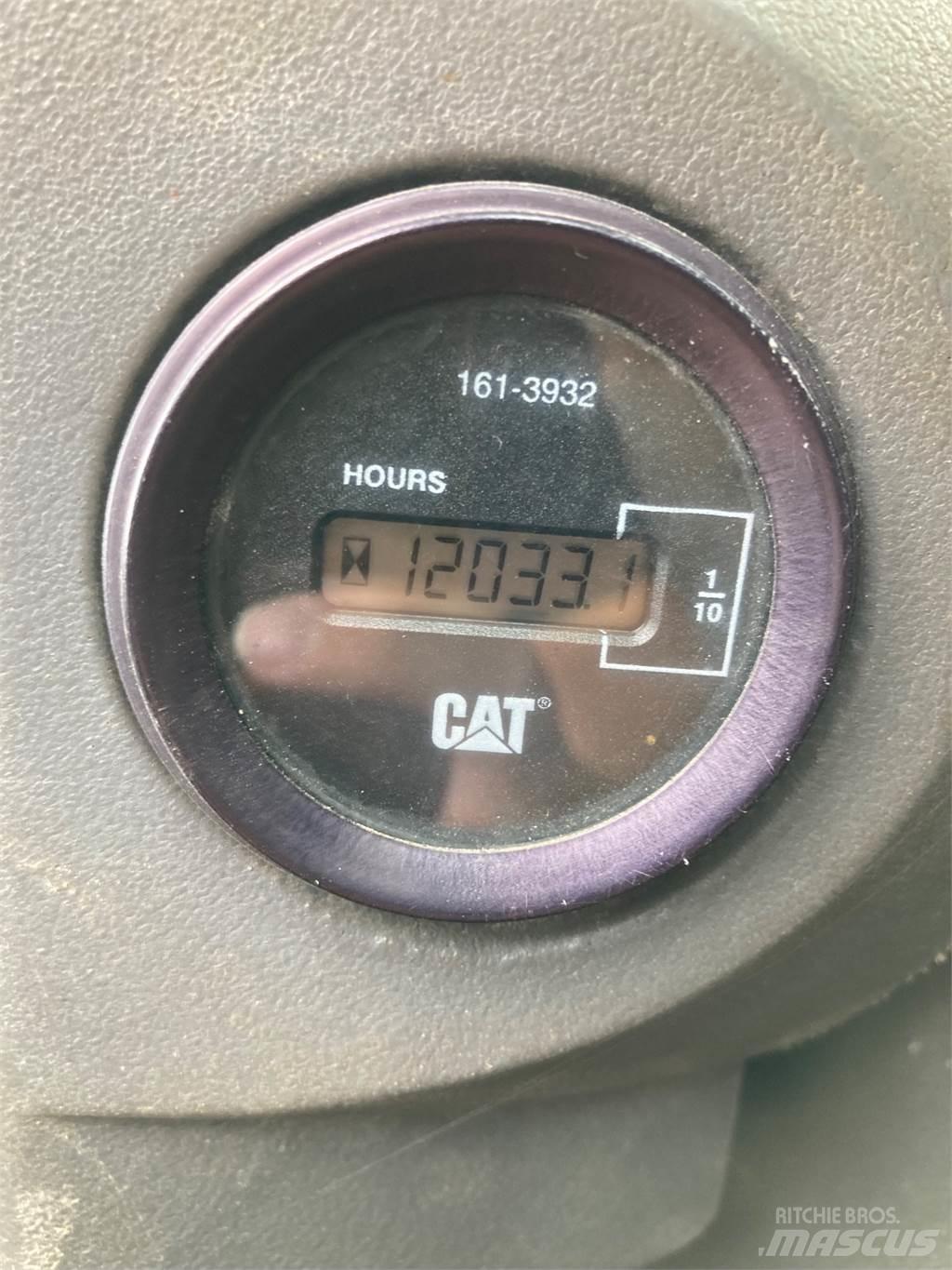 CAT 924G Kolesni nakladalci