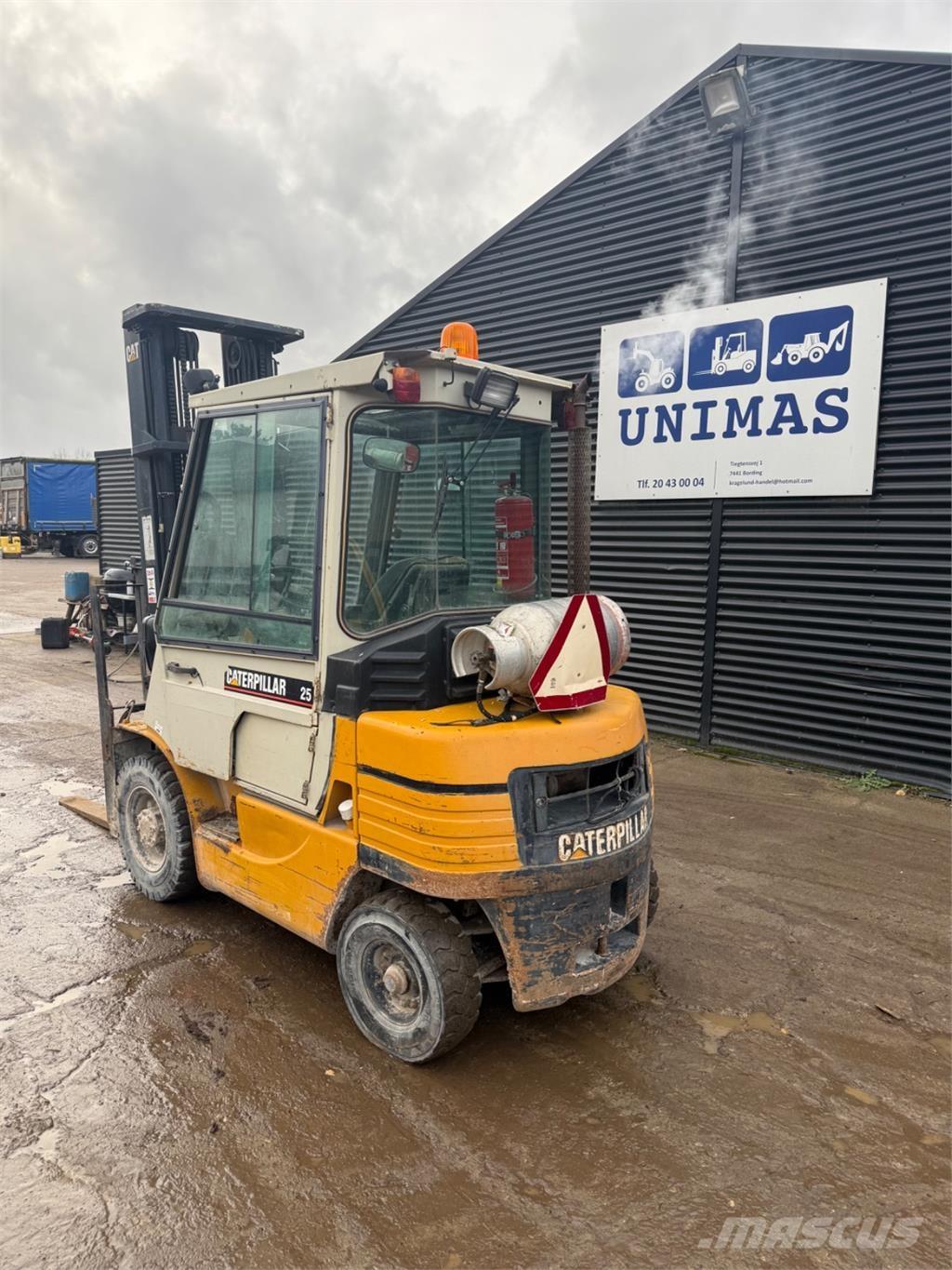 CAT GP25 Plinski viličarji