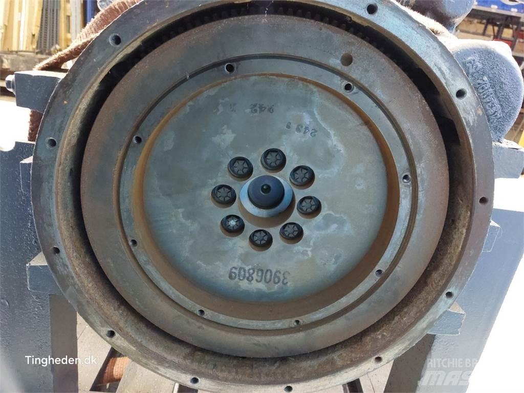 Cummins 6LTAA8.9 Motorji