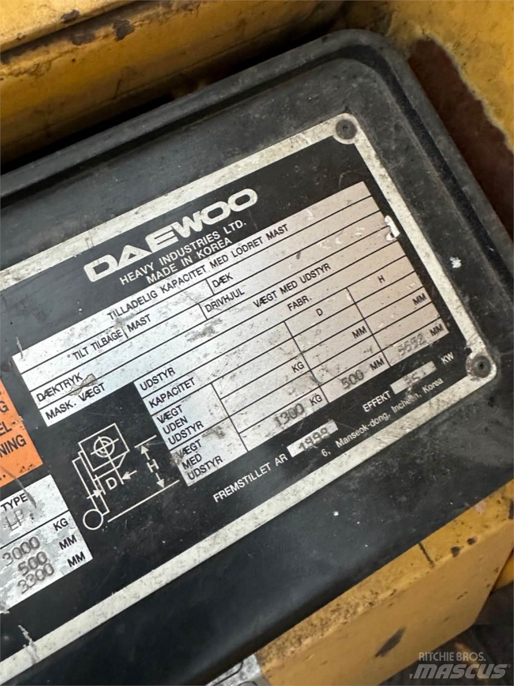 Daewoo G30E Plinski viličarji