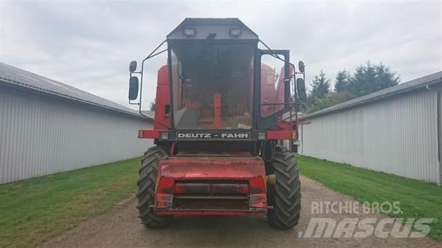 Deutz-Fahr M2680 Kombajni
