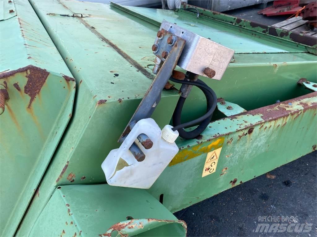 Fendt 8350 Dodatna oprema za kombajne