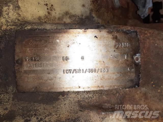 Ford 2713E Motorji