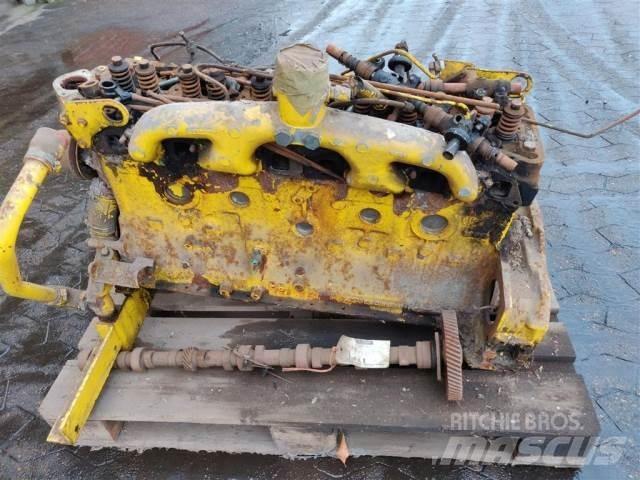 Ford 2715E Motorji