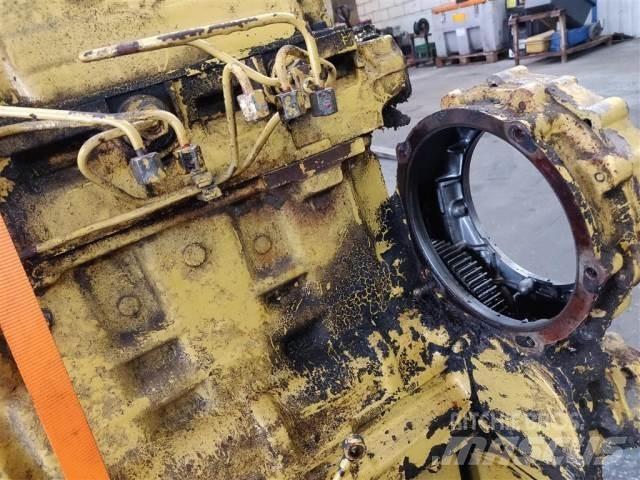Ford 2725E Motorji