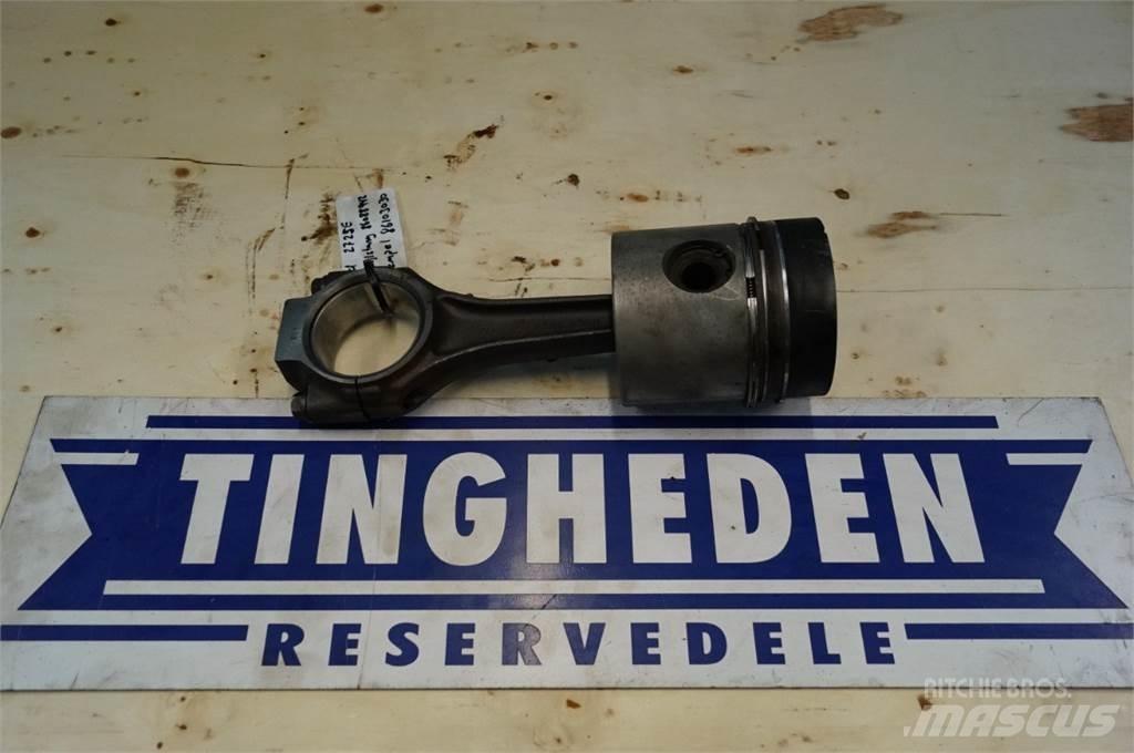 Ford 2725E Motorji