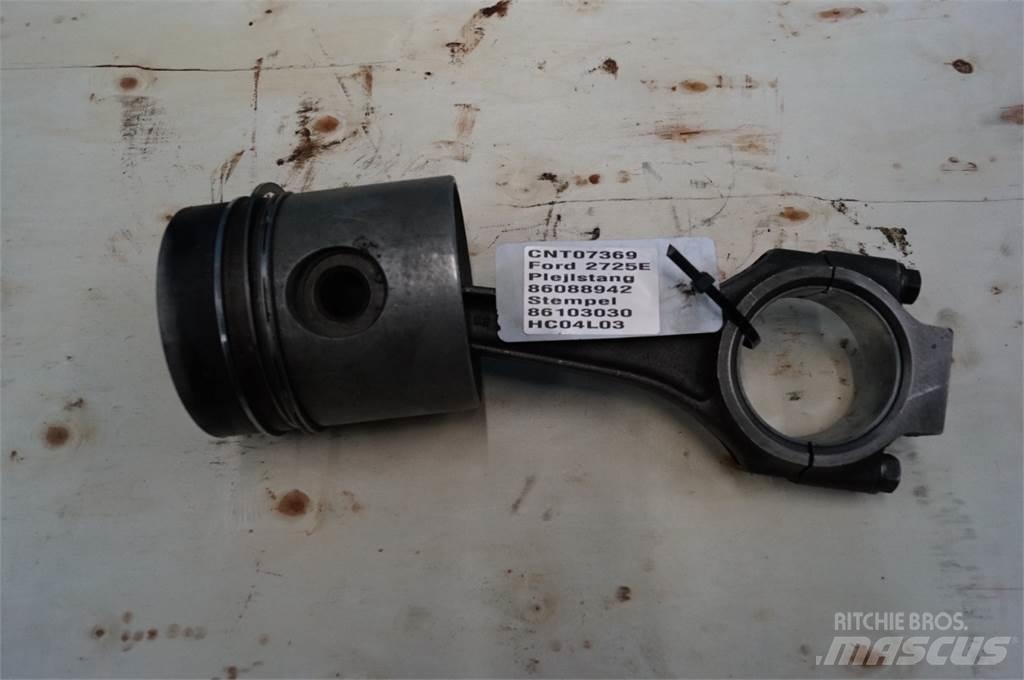 Ford 2725E Motorji