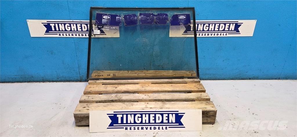 Ford 4610 Kabine in notranjost