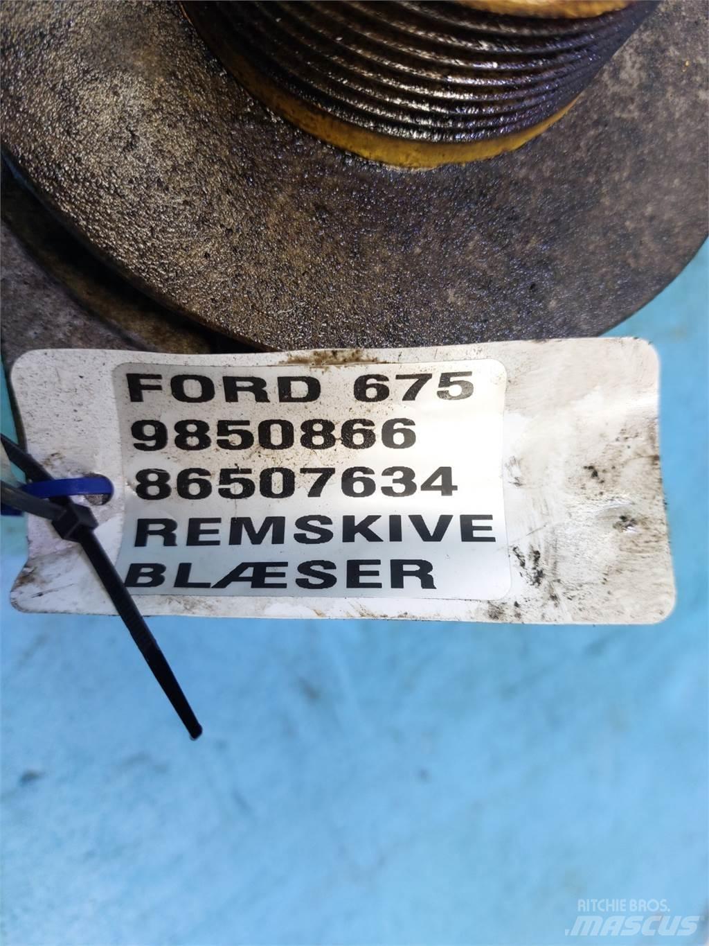 Ford 675 Motorji
