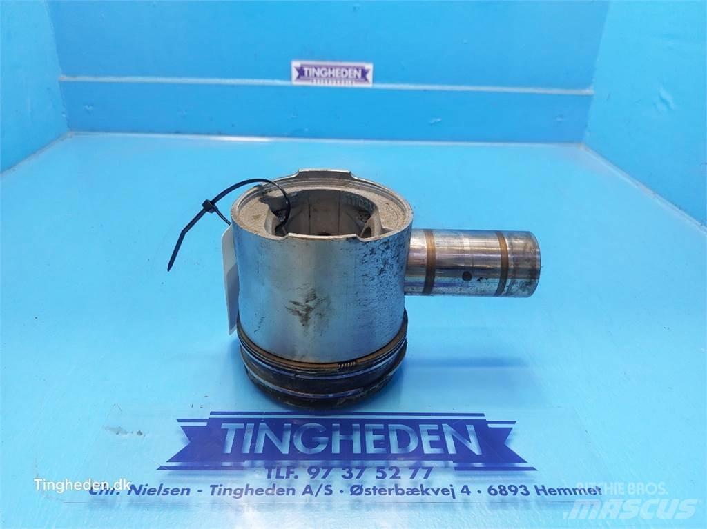 Ford 678 HT Motorji