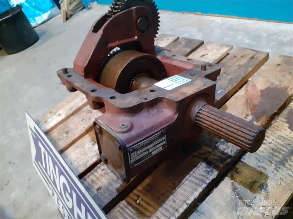 Ford 7710 Menjalnik