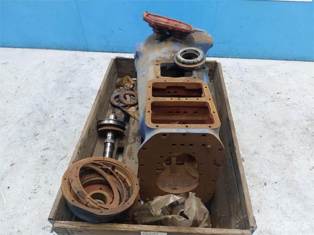 Ford 7810 Menjalnik