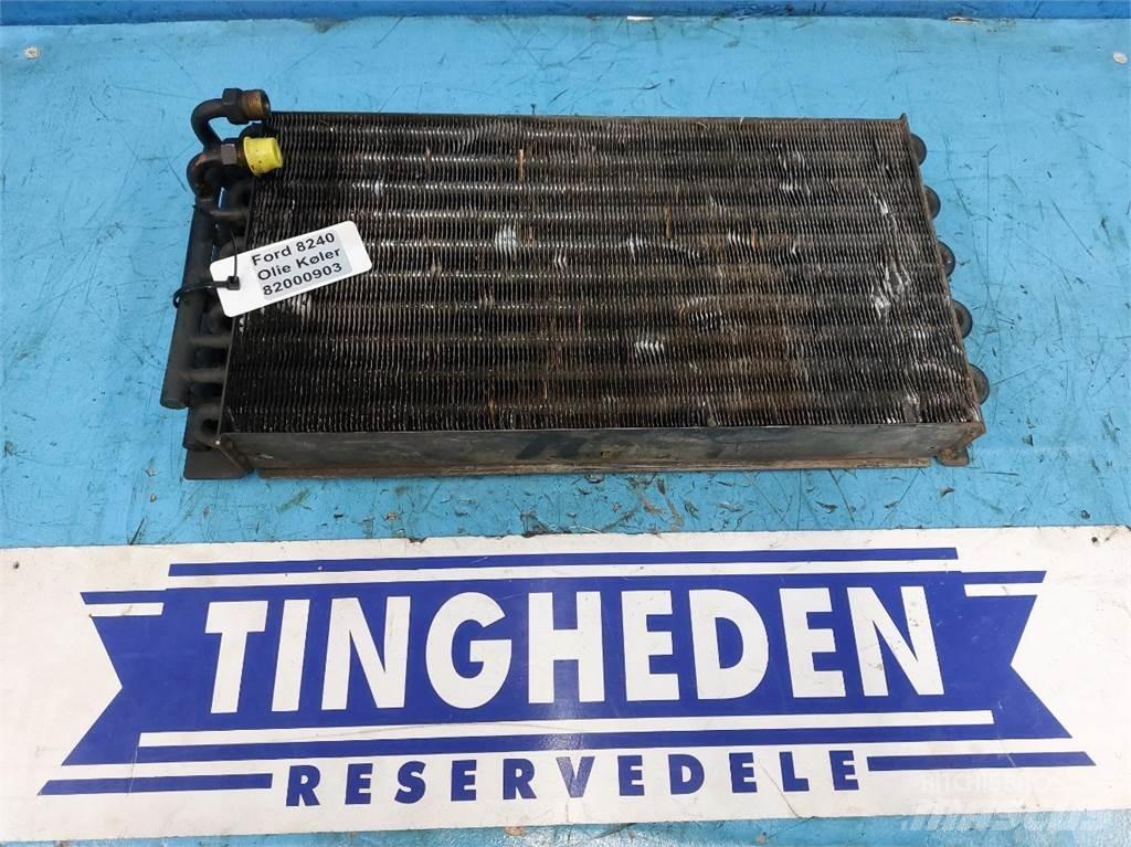 Ford 8240 Radiatorji