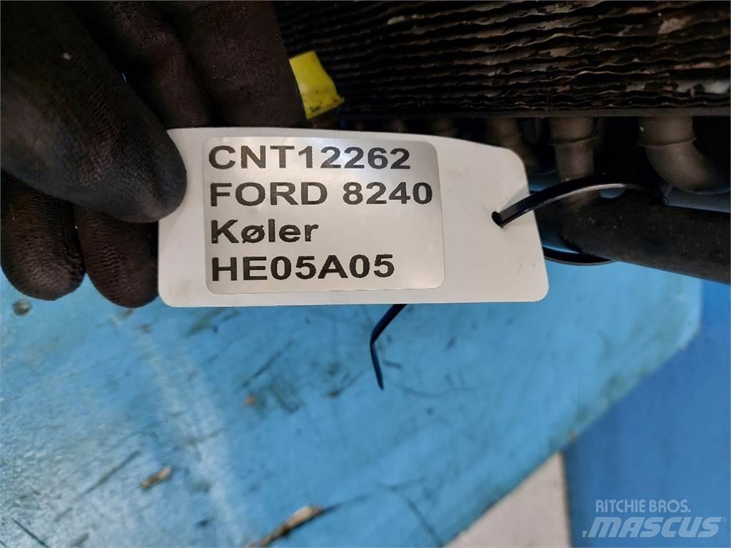 Ford 8240 Radiatorji