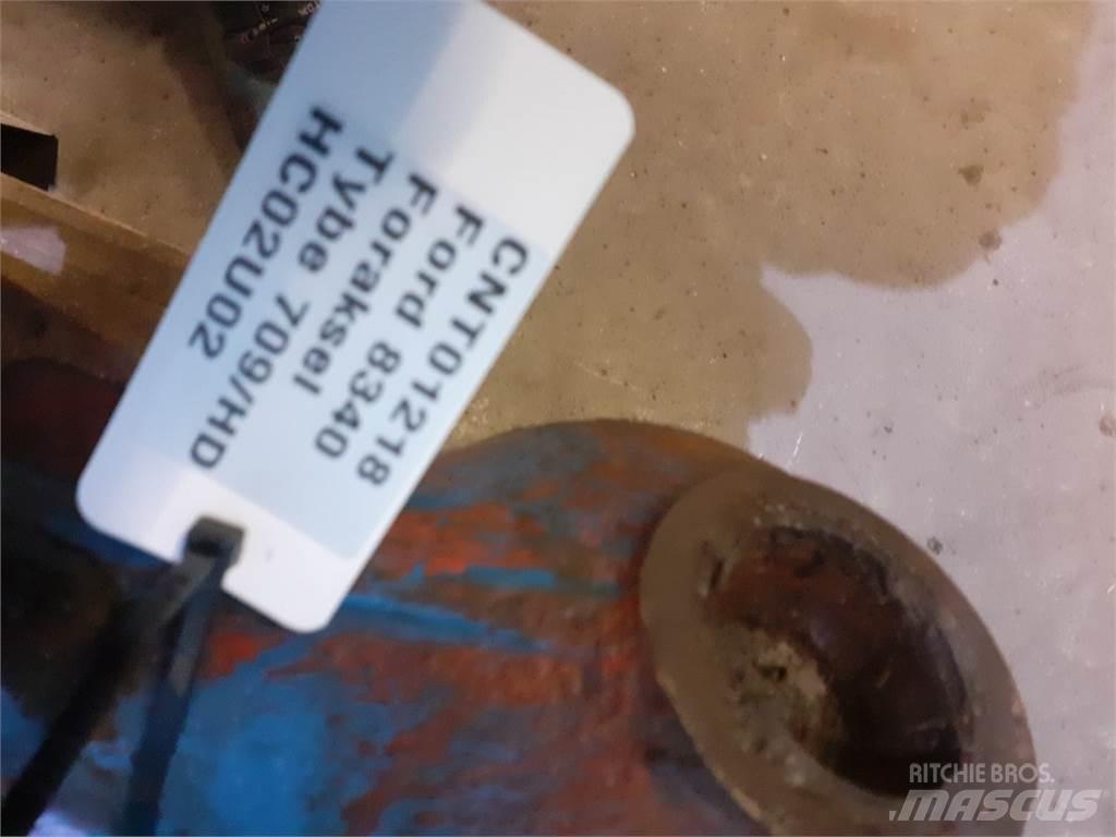 Ford 8340 Druga oprema za traktorje