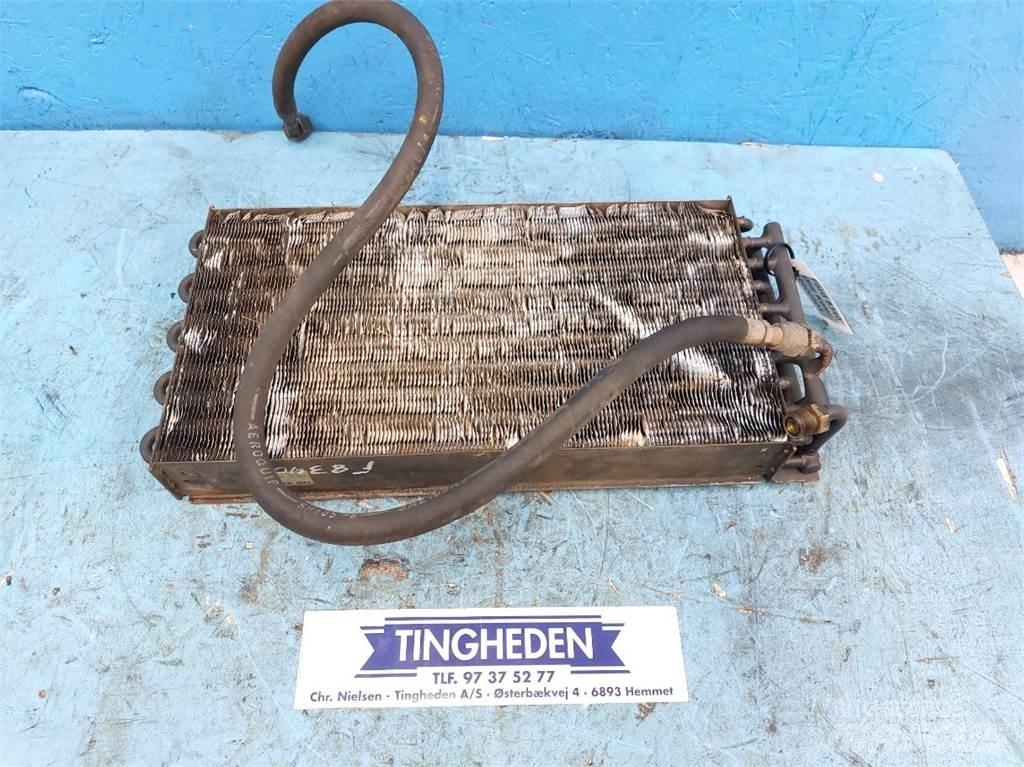 Ford 8340 Radiatorji