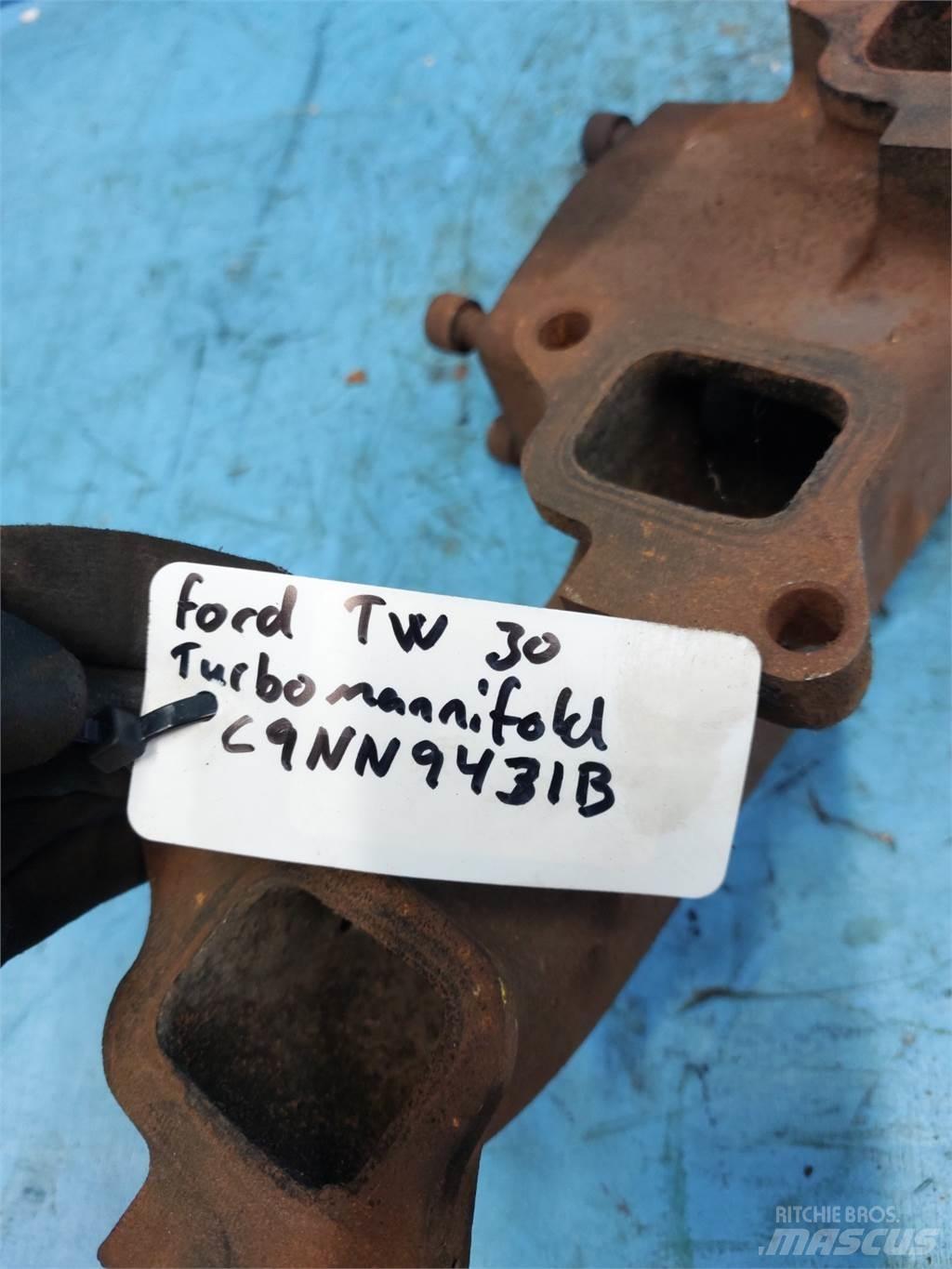 Ford TW 30 Motorji