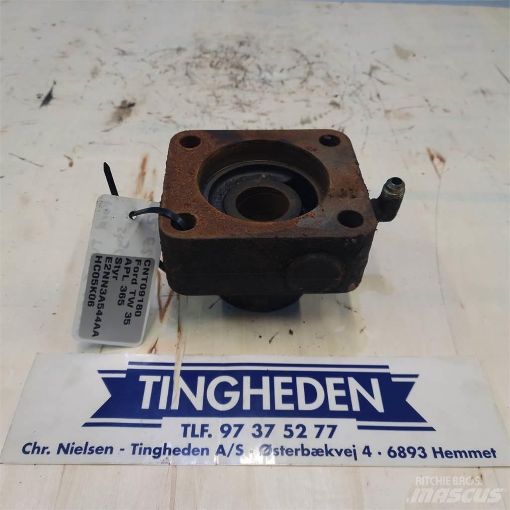 Ford TW35 Druga oprema za traktorje