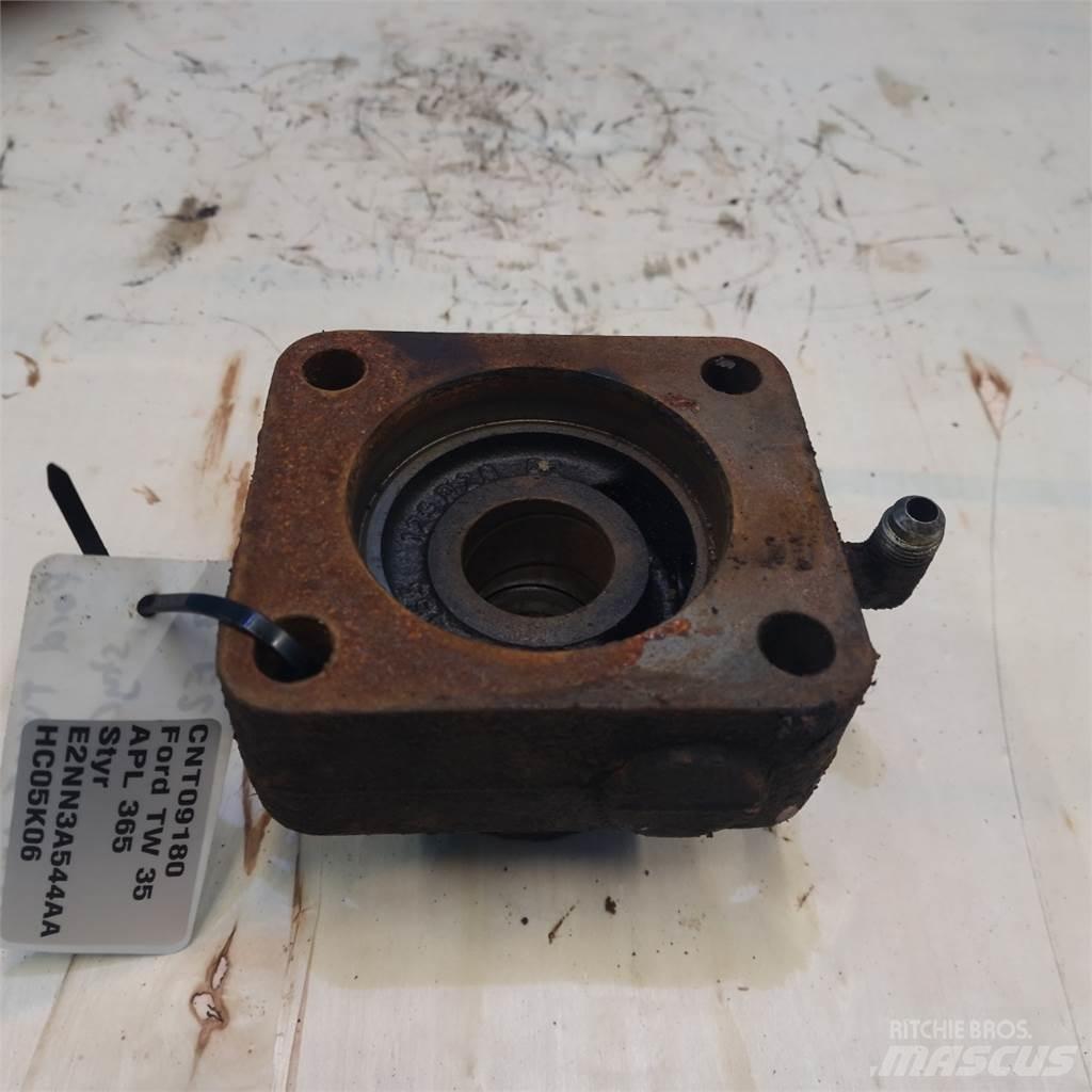 Ford TW35 Druga oprema za traktorje