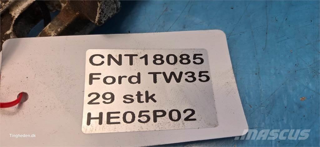 Ford TW35 Gume, kolesa in platišča