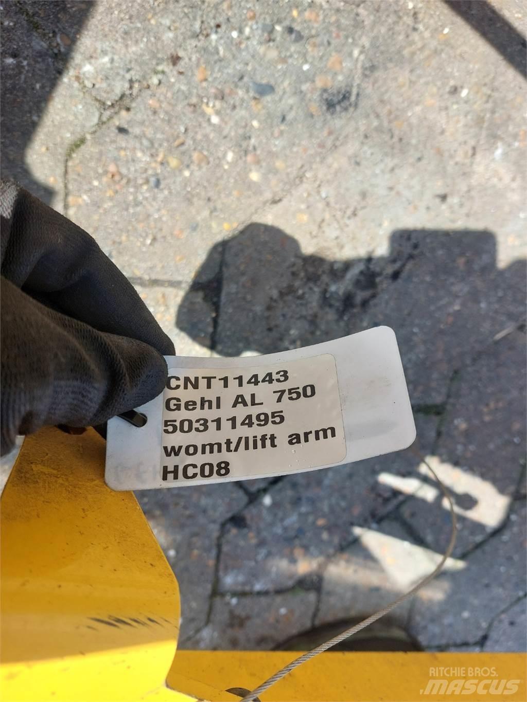Gehl AL750 Boom in dipper roke