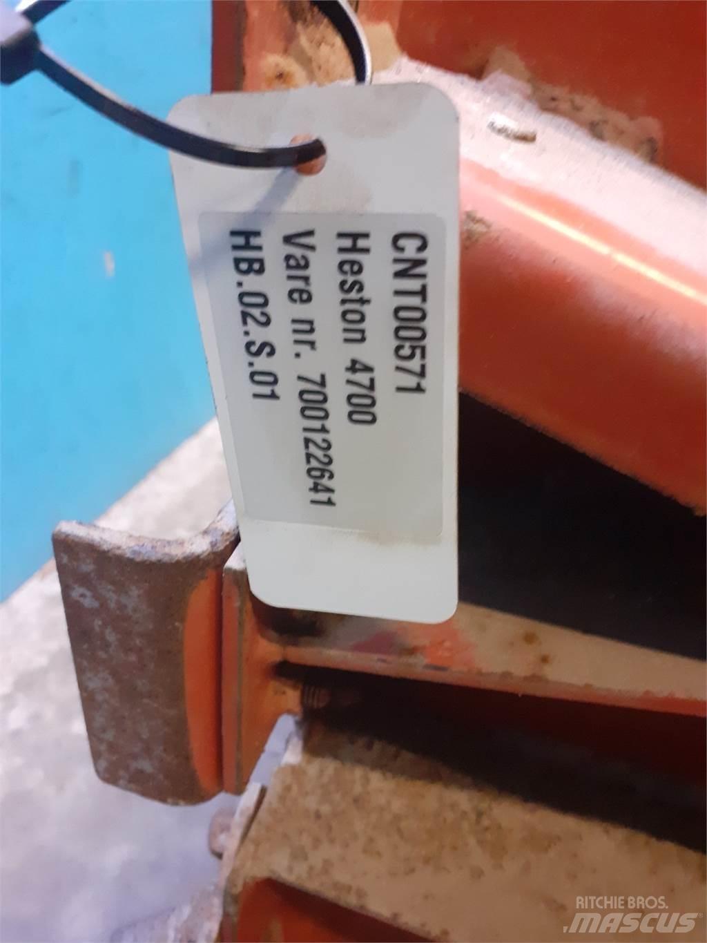 Hesston 4700 Druga oprema za žetev krme