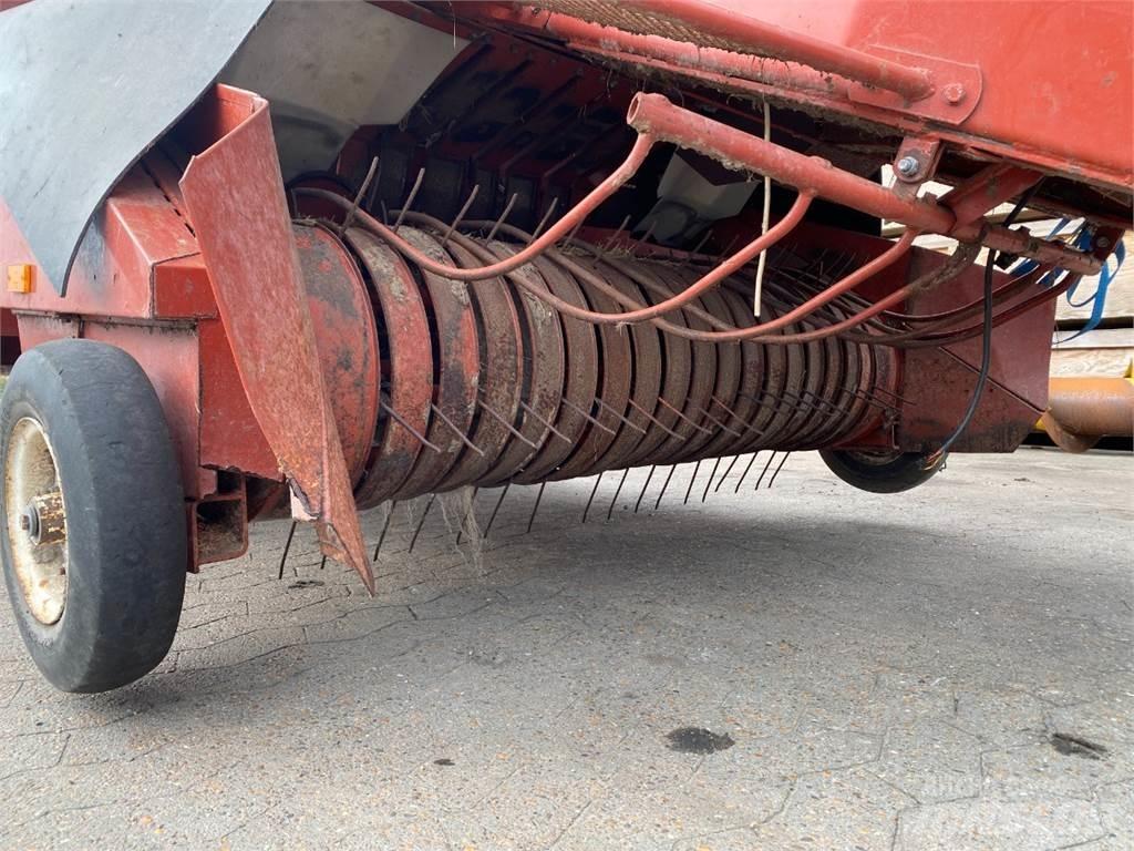 Hesston 4700 Balirke (kvadratne bale)