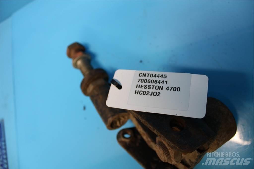 Hesston 4700 Druga oprema za žetev krme