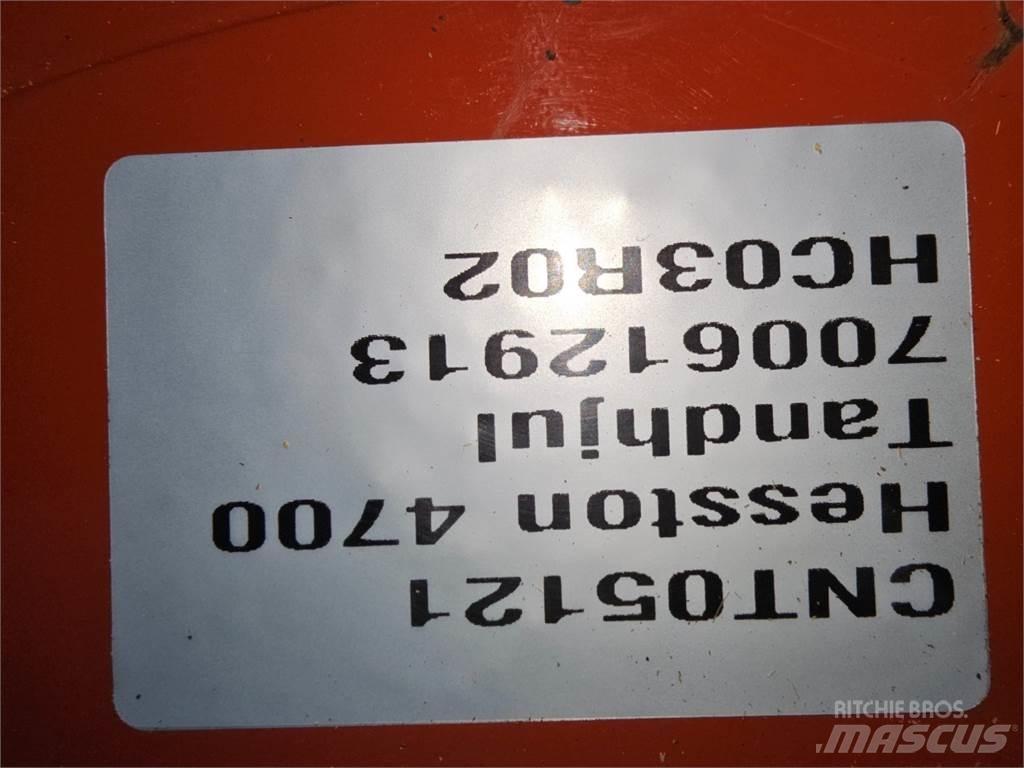 Hesston 4700 Druga oprema za žetev krme