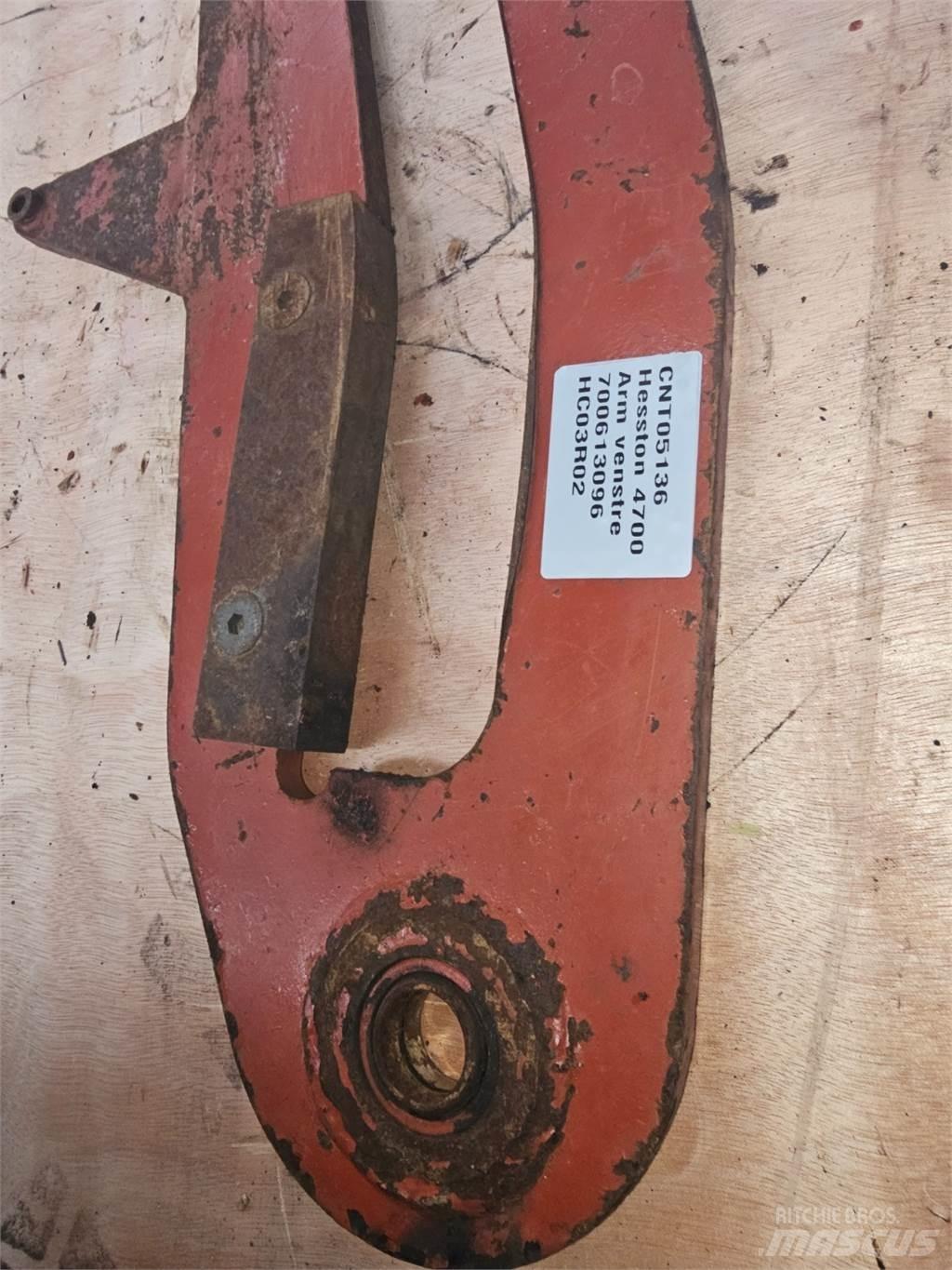 Hesston 4700 Drugi kmetijski stroji