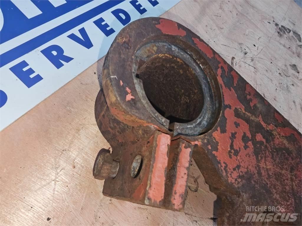 Hesston 4700 Druga oprema za žetev krme