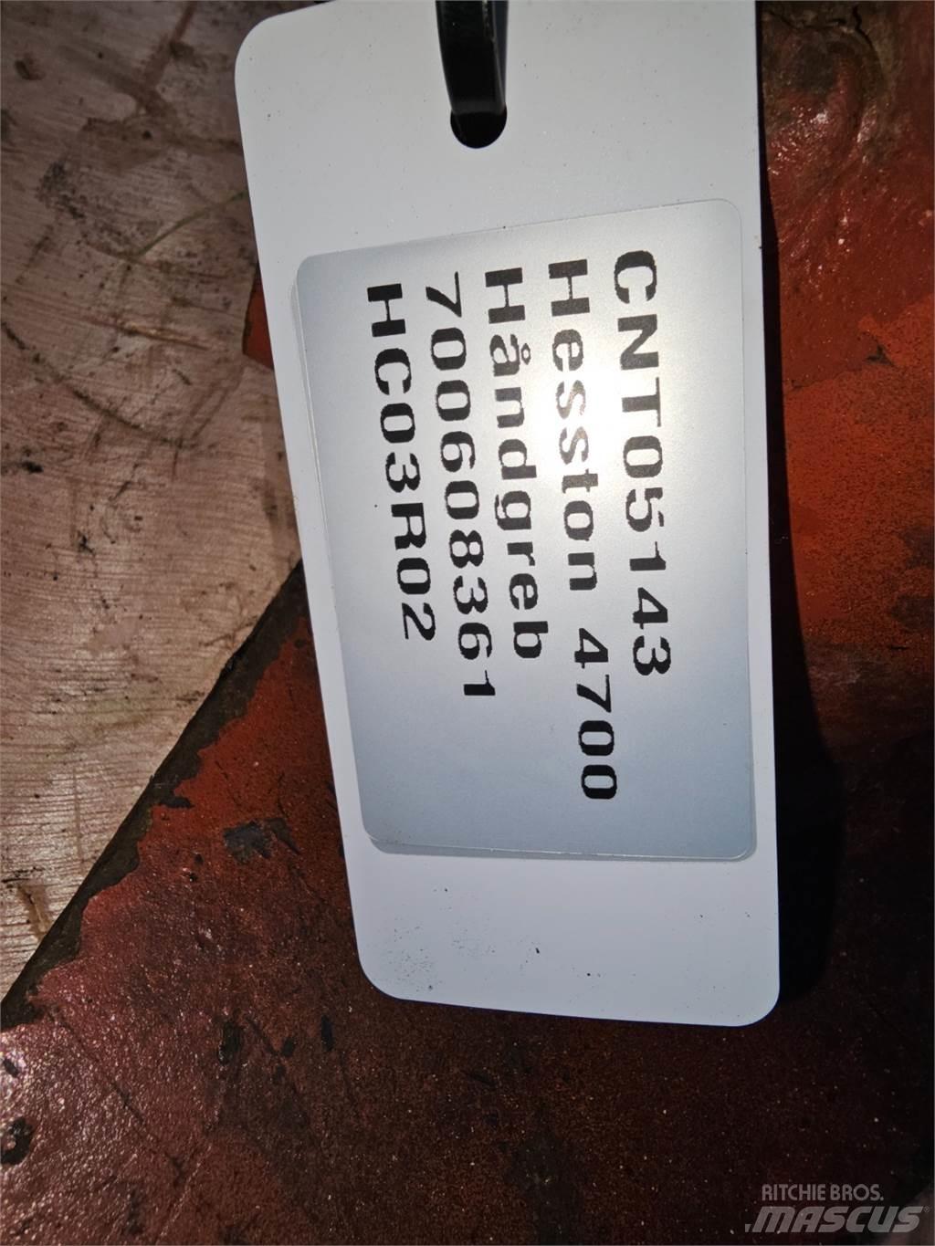 Hesston 4700 Druga oprema za žetev krme