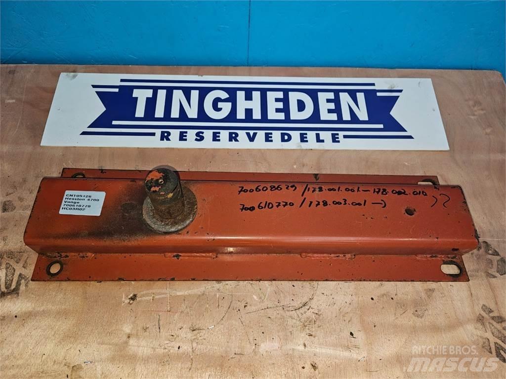 Hesston 4700 Drugi kmetijski stroji