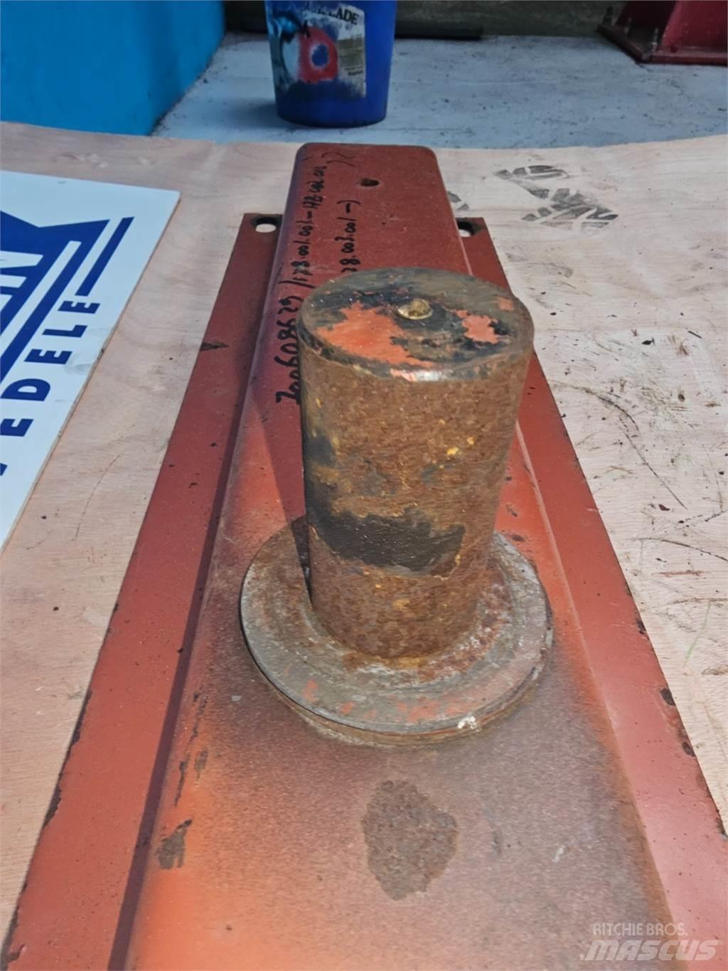 Hesston 4700 Drugi kmetijski stroji