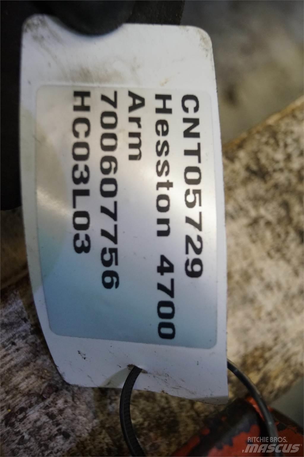Hesston 4700 Drugi kmetijski stroji