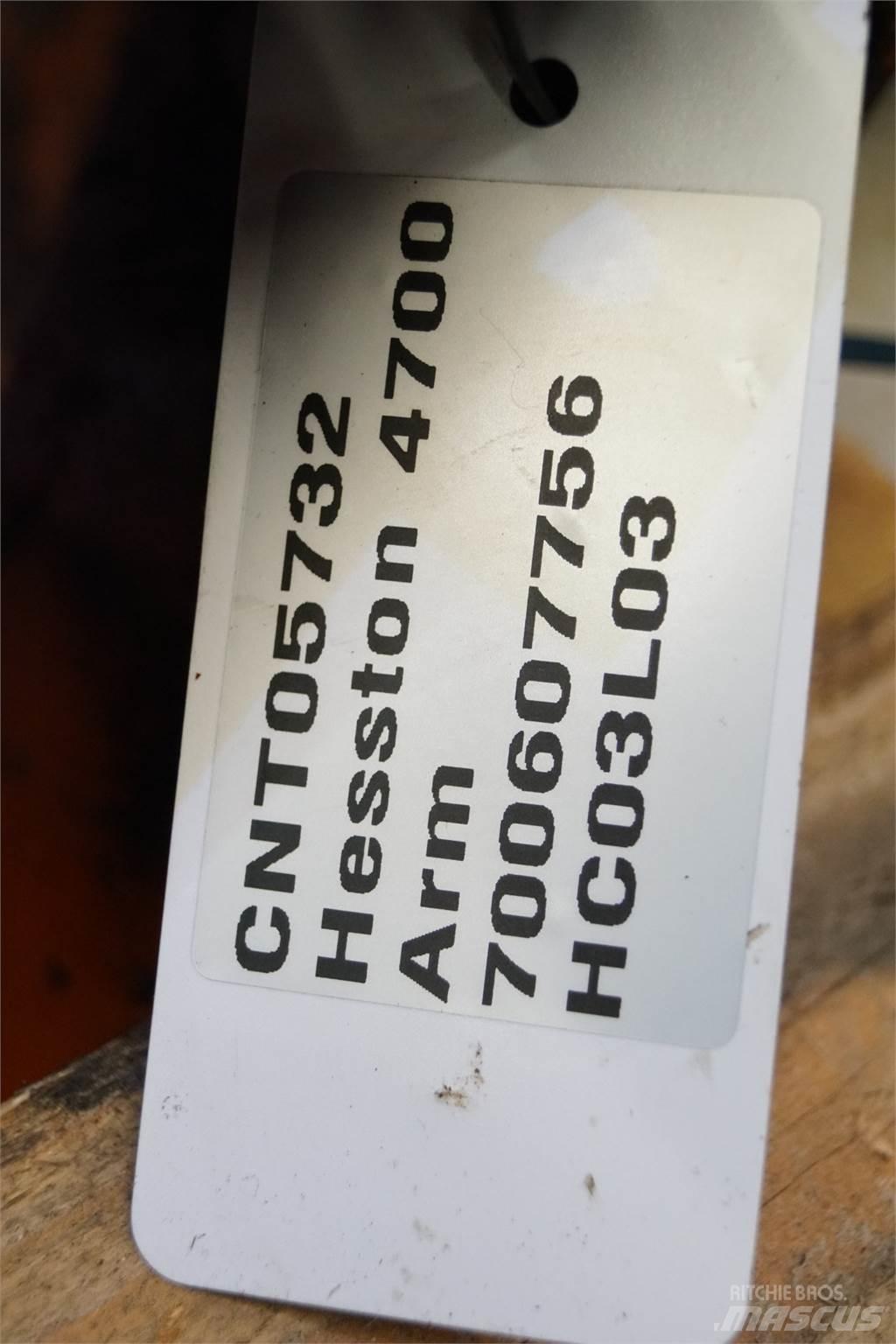 Hesston 4700 Drugi kmetijski stroji