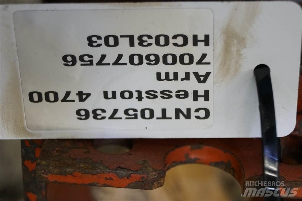 Hesston 4700 Drugi kmetijski stroji