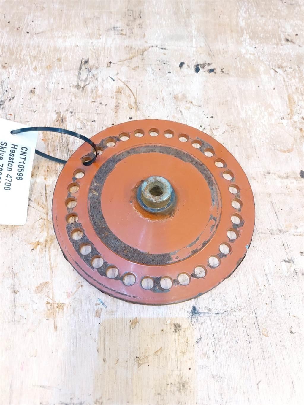 Hesston 4700 Drugi kmetijski stroji