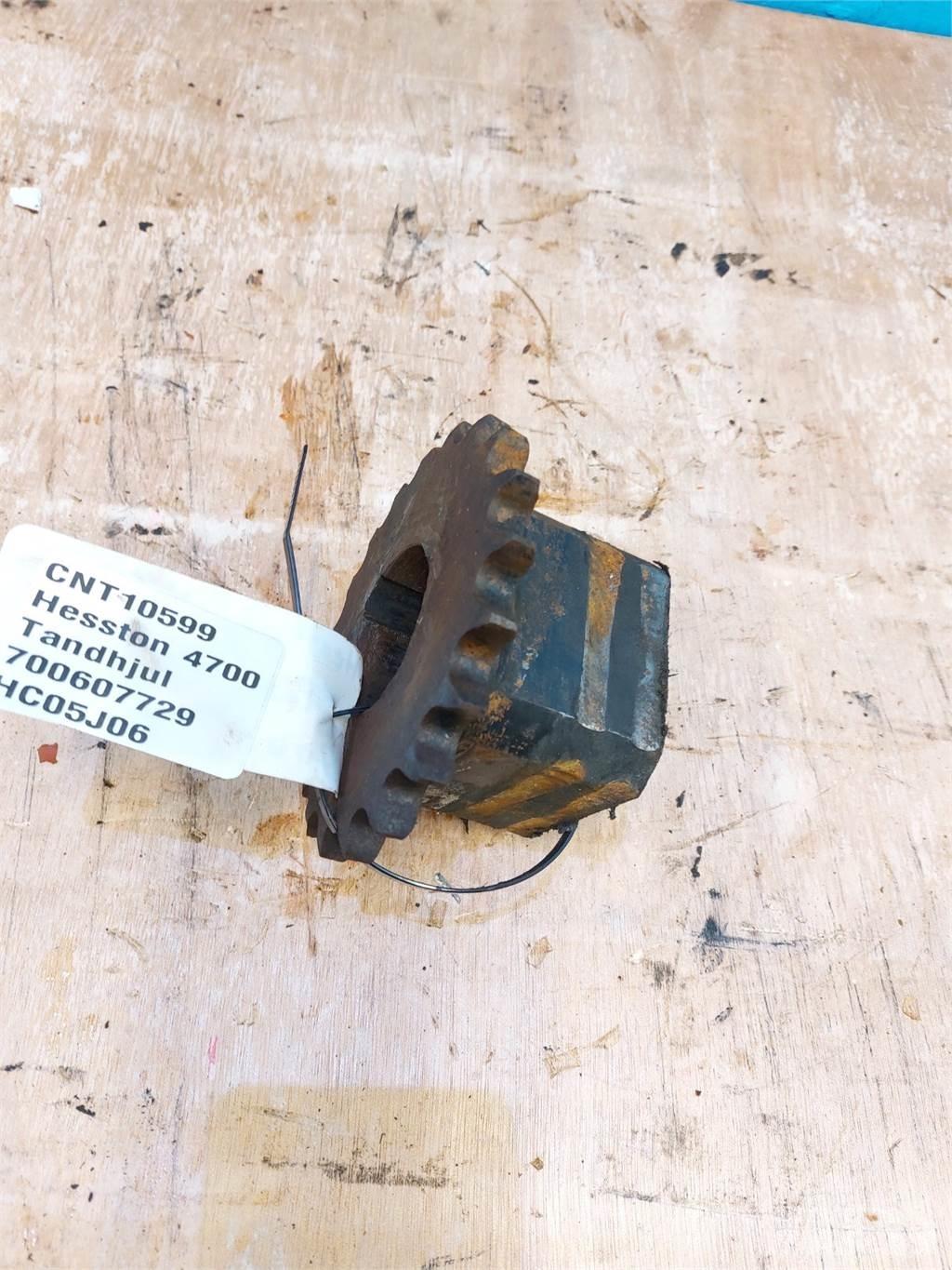 Hesston 4700 Drugi kmetijski stroji