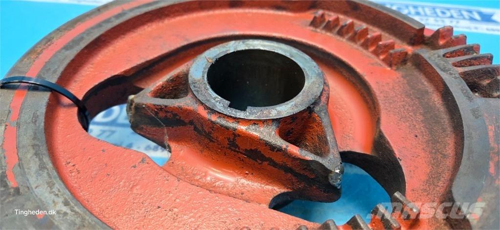 Hesston 4700 Druga oprema za žetev krme