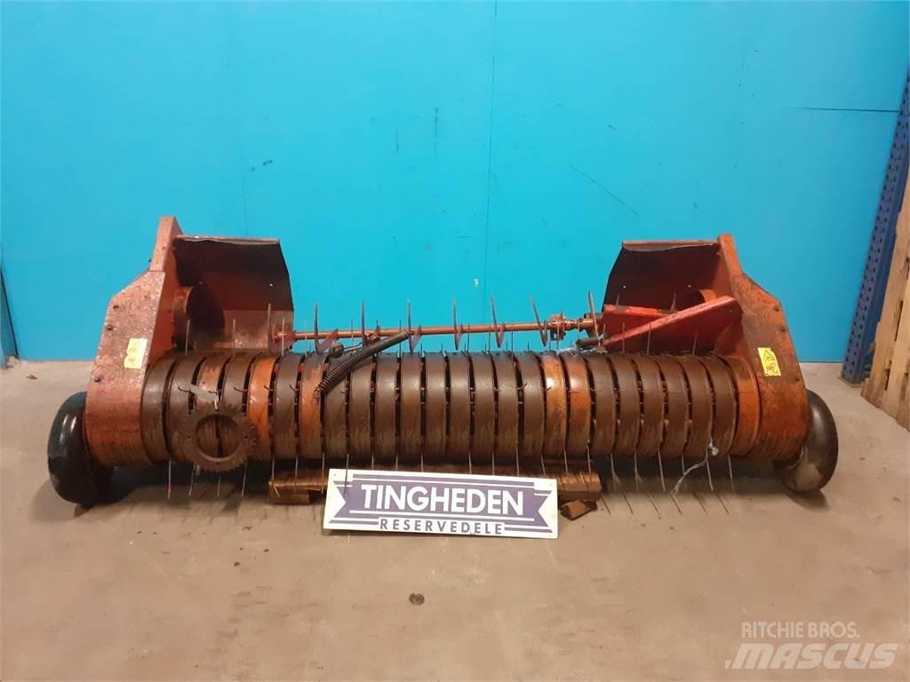Hesston 4900 Drugi kmetijski stroji