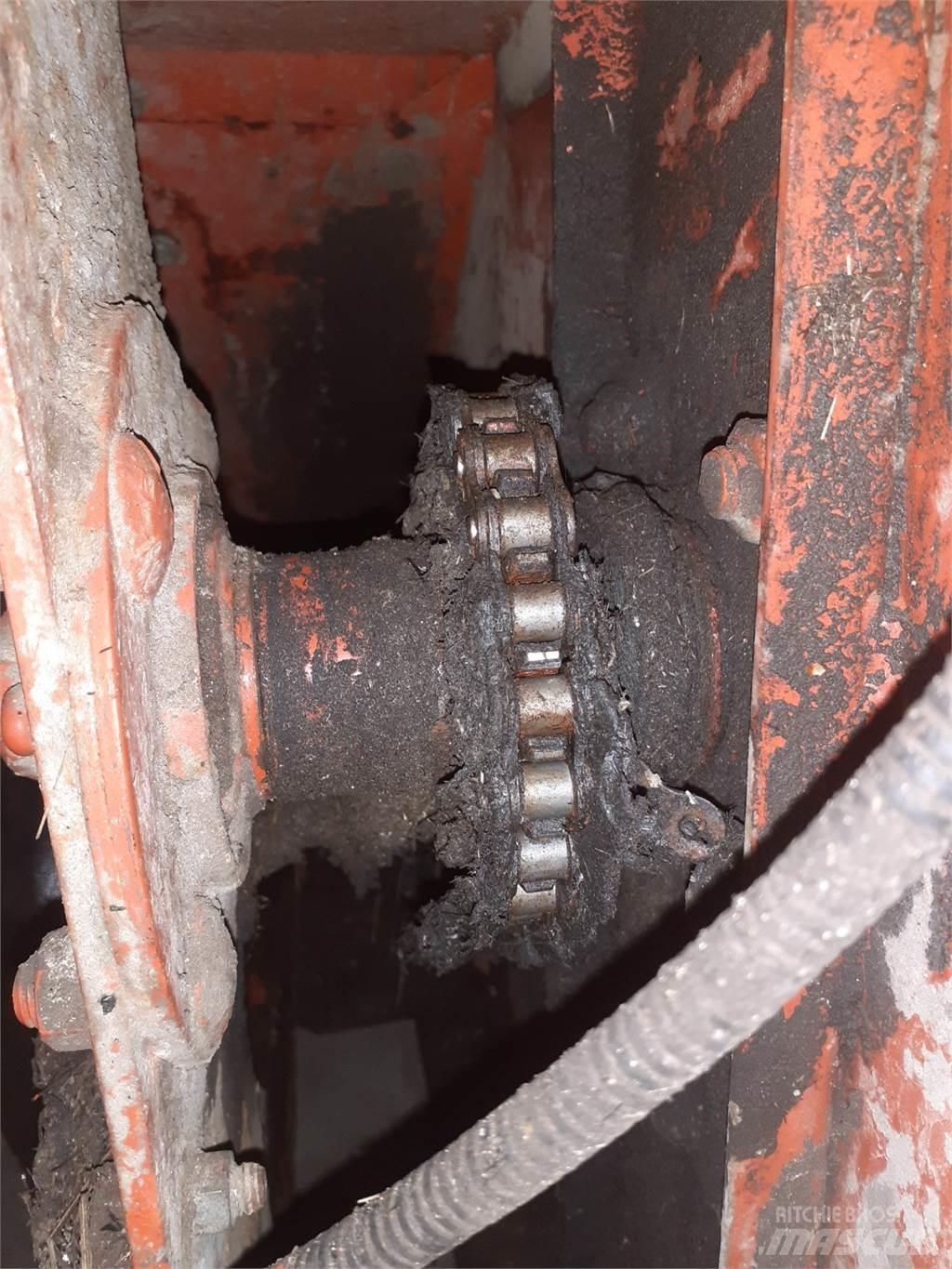 Hesston 4900 Drugi kmetijski stroji