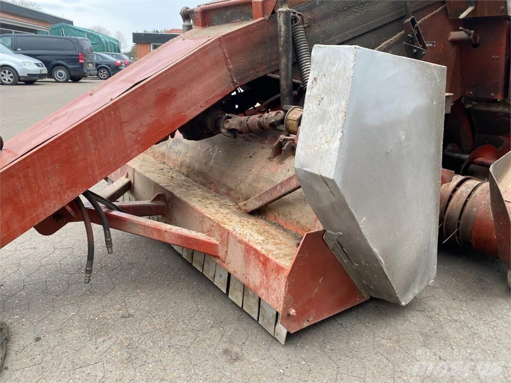 Hesston 4900 Balirke (kvadratne bale)