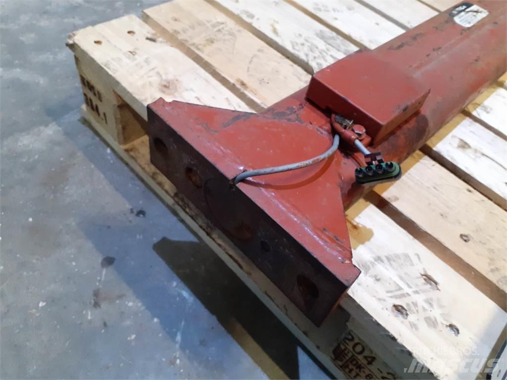 Hesston 4900 Druga oprema za žetev krme