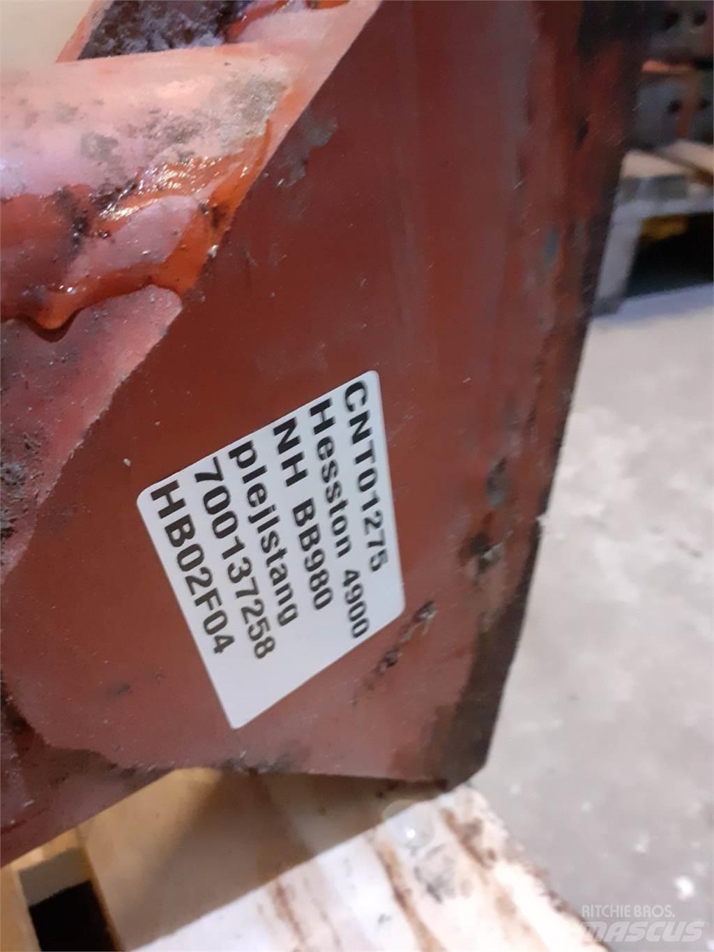 Hesston 4900 Druga oprema za žetev krme