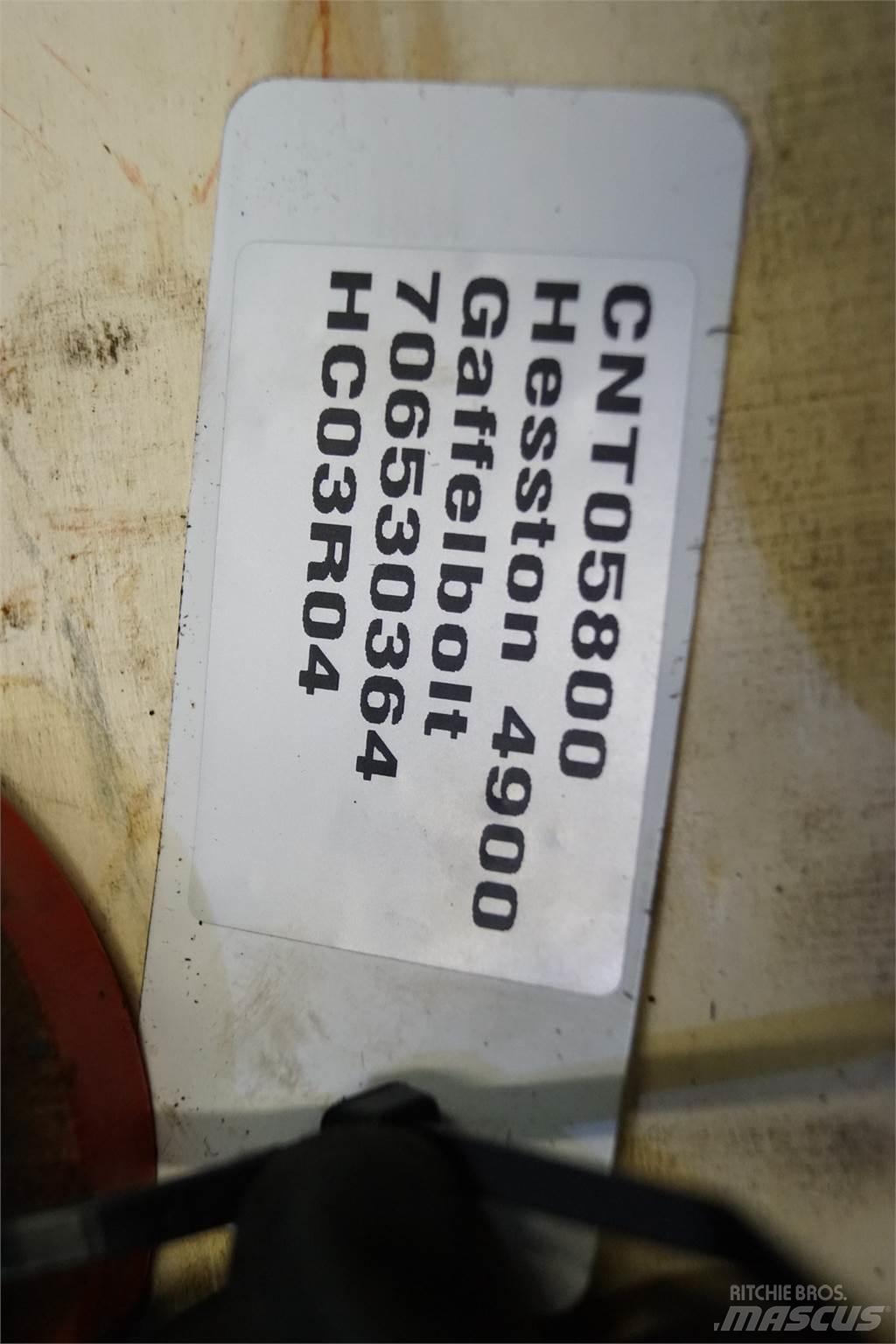 Hesston 4900 Druga oprema za žetev krme
